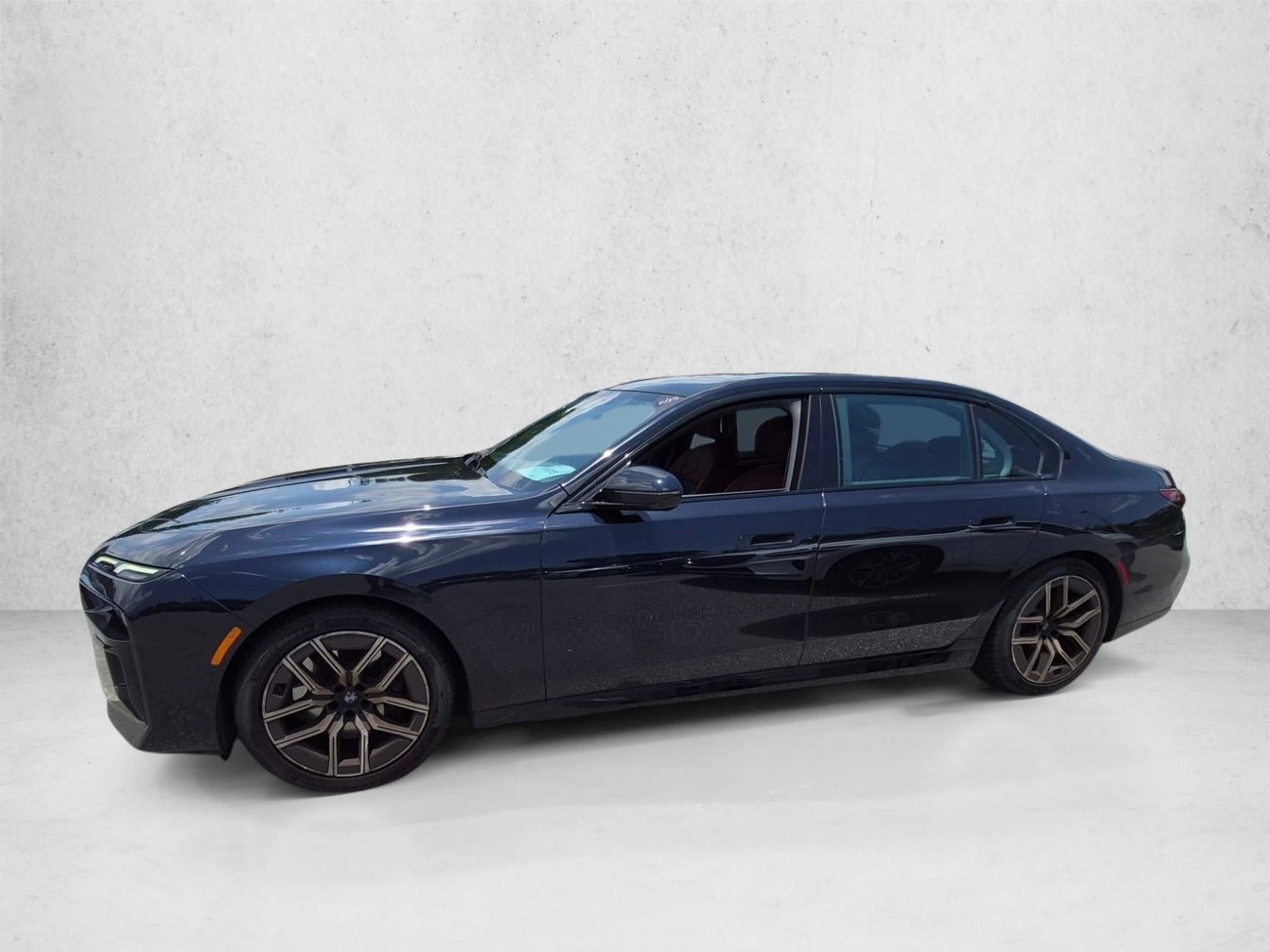 2023 BMW 740i Sedan