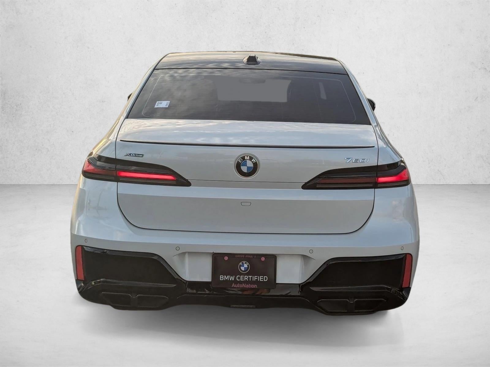 2023 BMW 760i xDrive Sedan