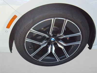 2023 BMW 760i xDrive Sedan
