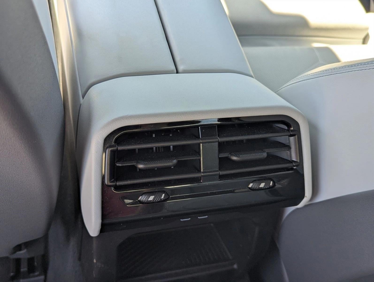 2024 BMW 530i xDrive Sedan