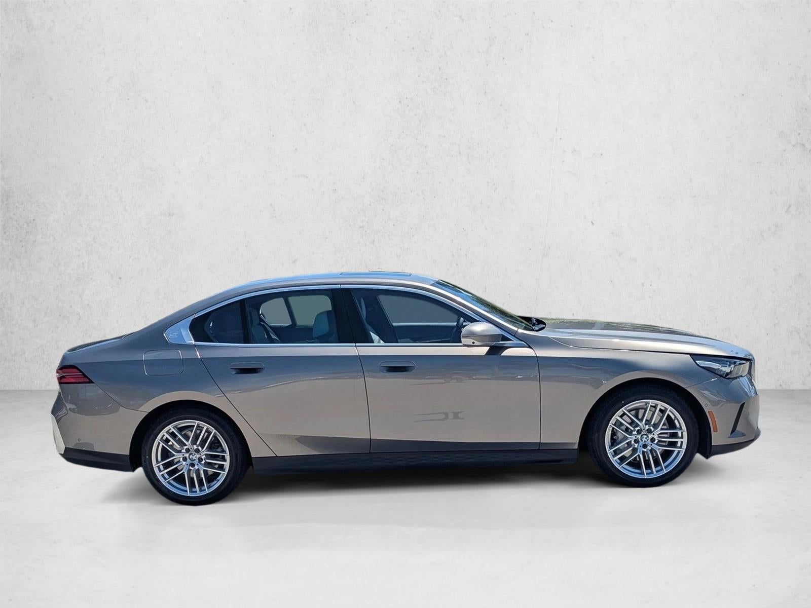 2024 BMW 530i xDrive Sedan
