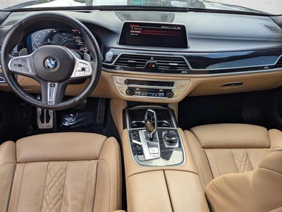 2022 BMW 740i xDrive Sedan