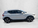 2019 Volvo XC40 T5 AWD Momentum