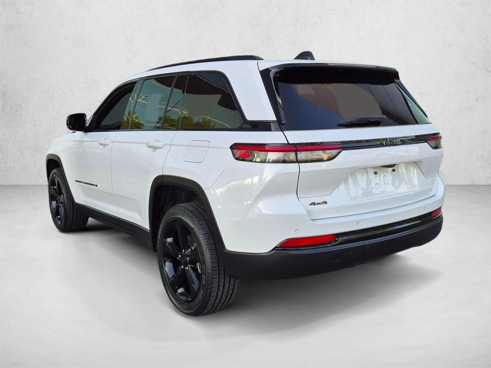 2022 Jeep Grand Cherokee Altitude 4x4