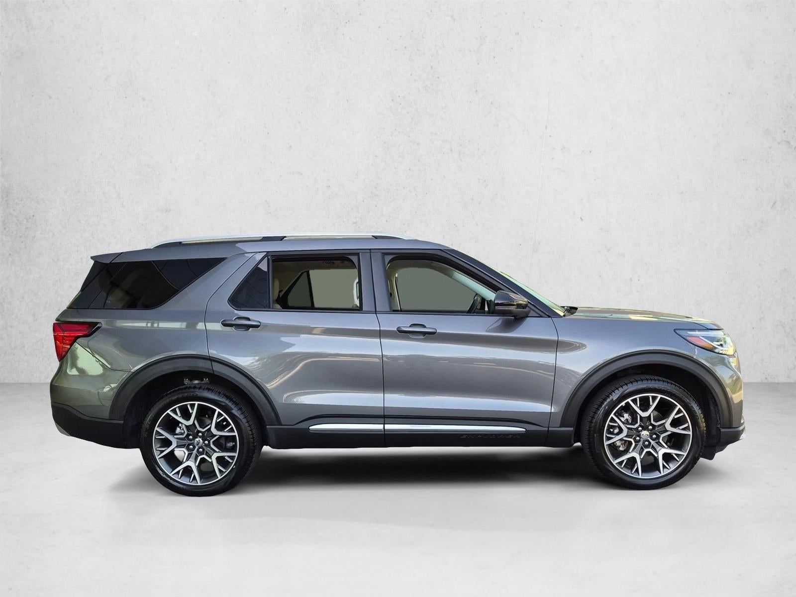 2025 Ford Explorer Platinum 4WD