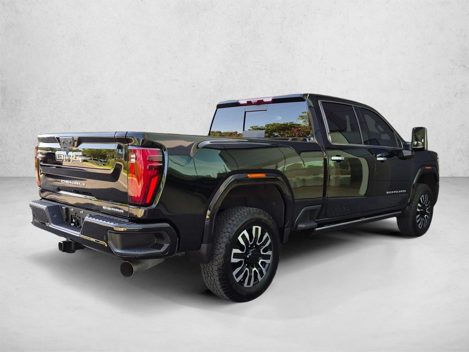 2025 GMC Sierra 2500 HD Crew Cab Standard Box 4-Wheel Drive Denali Ultimate
