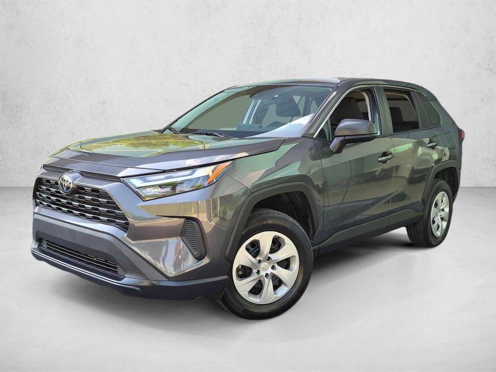 2023 Toyota RAV4 LE FWD (GS)