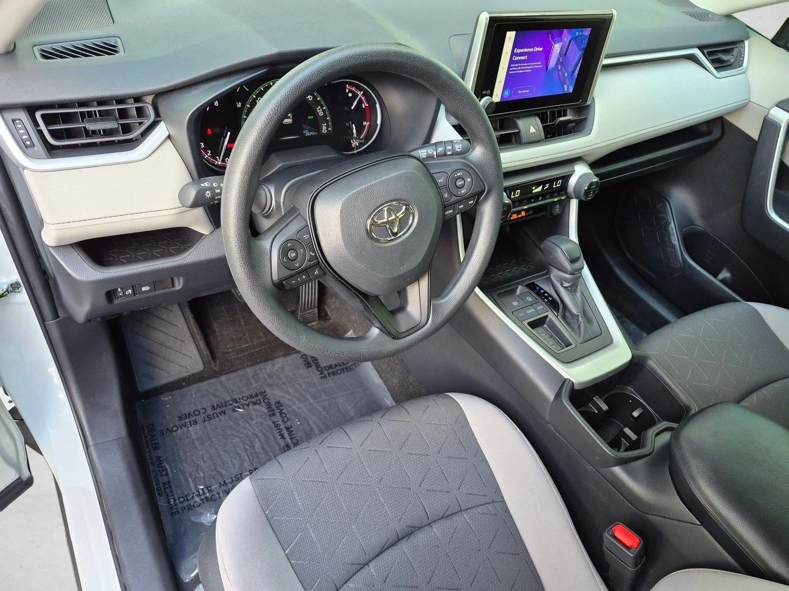 2023 Toyota RAV4 XLE FWD (GS)