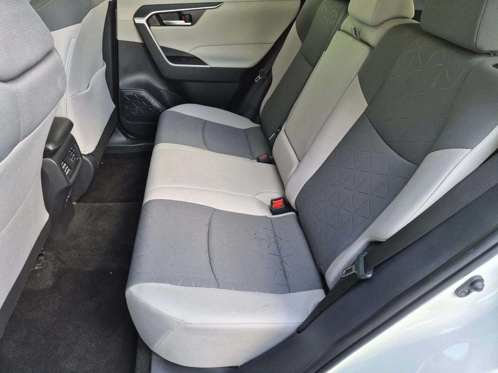 2023 Toyota RAV4 XLE FWD (GS)