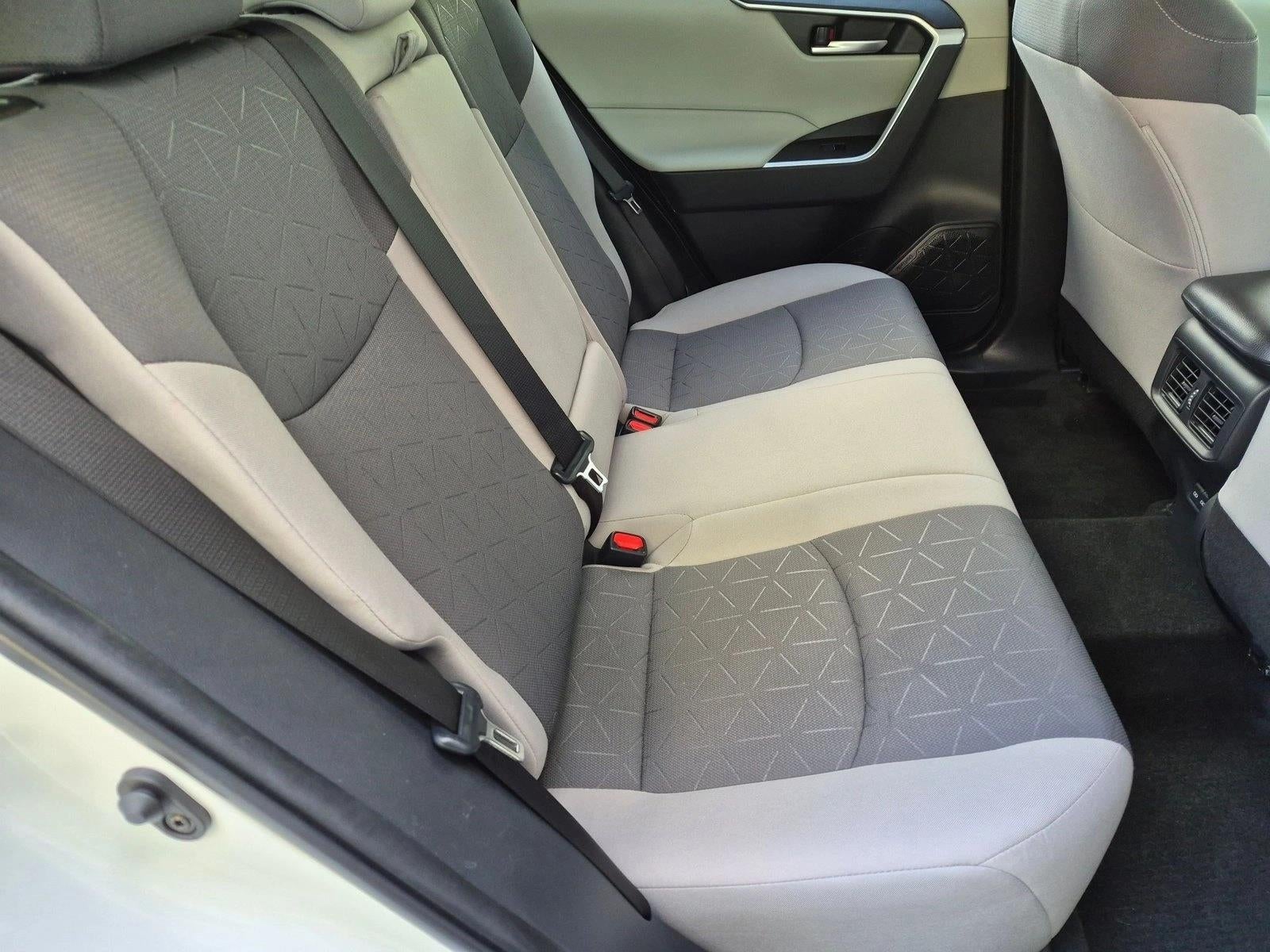 2023 Toyota RAV4 XLE FWD (GS)