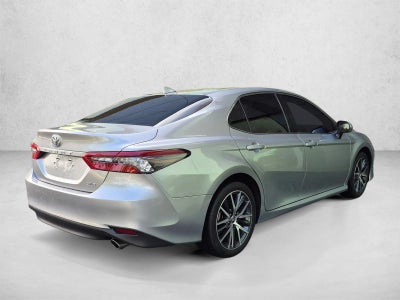 2024 Toyota Camry XLE Auto (SE)