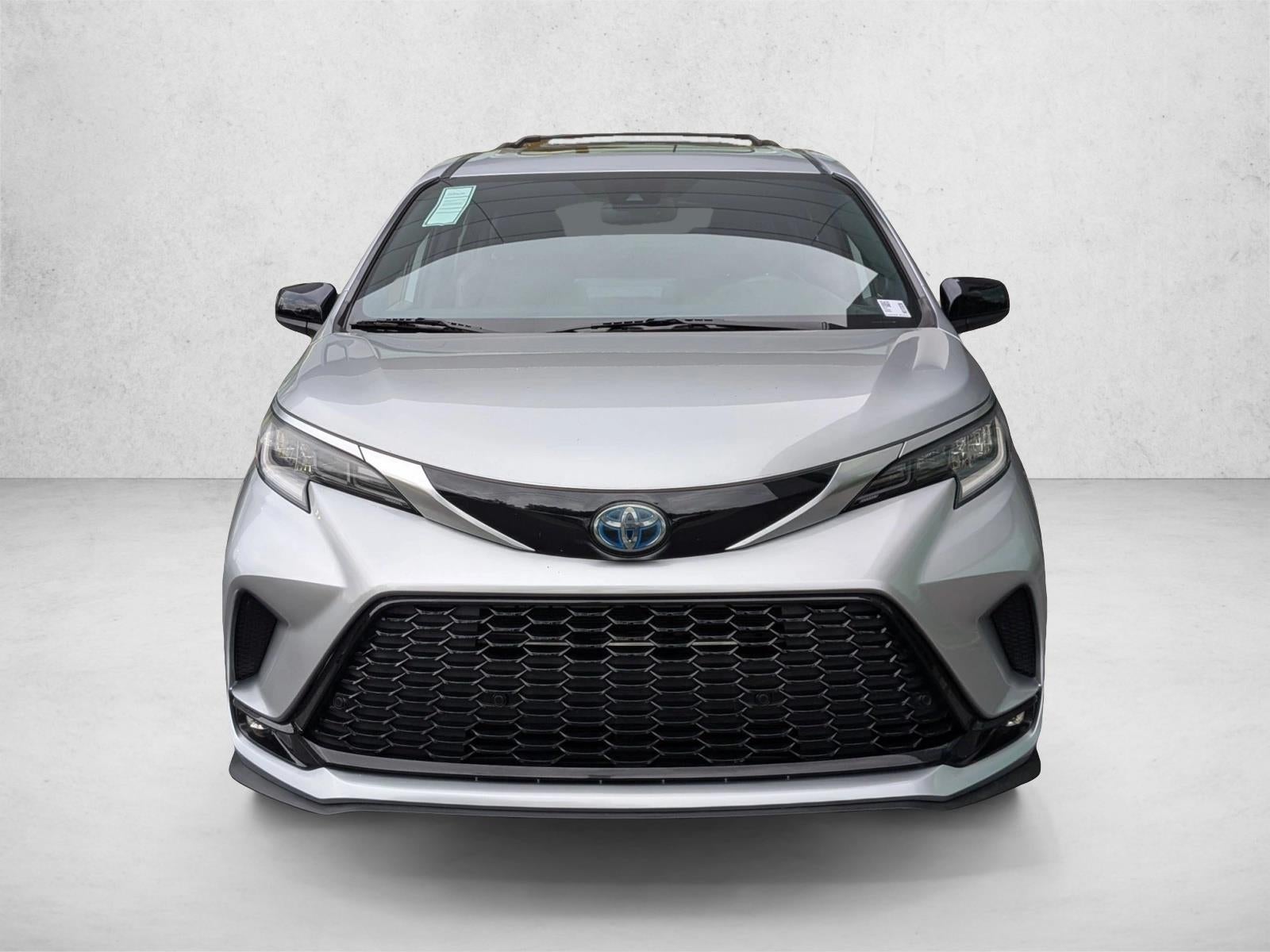 2022 Toyota Sienna XSE FWD 7-Passenger (Natl)