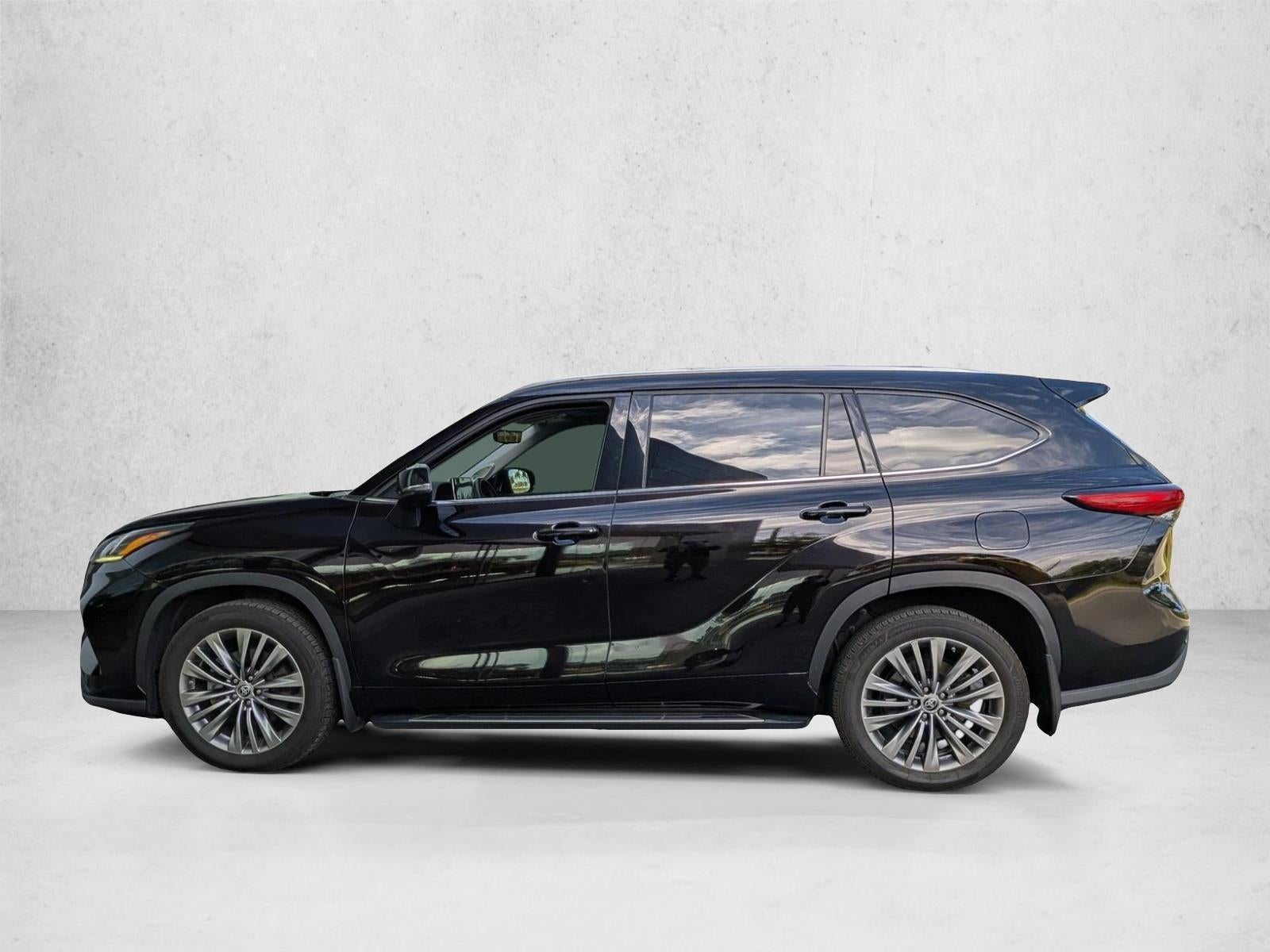 2021 Toyota Highlander Platinum AWD (Natl)