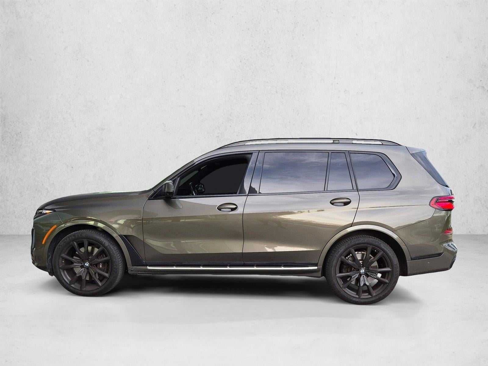 2025 BMW X7 xDrive40i Sports Activity Vehicle