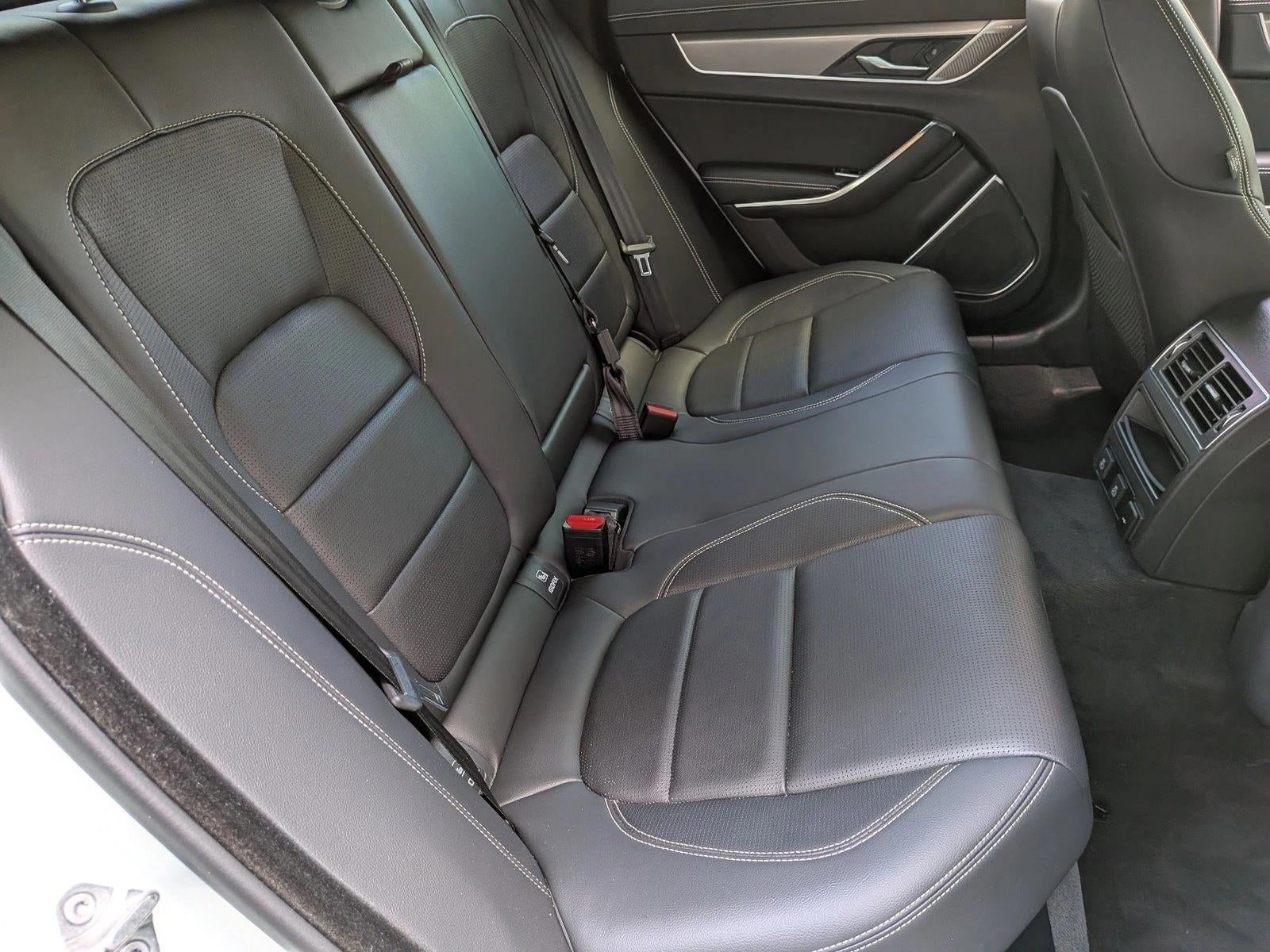 2024 Jaguar XF R-Dynamic SE Sedan RWD