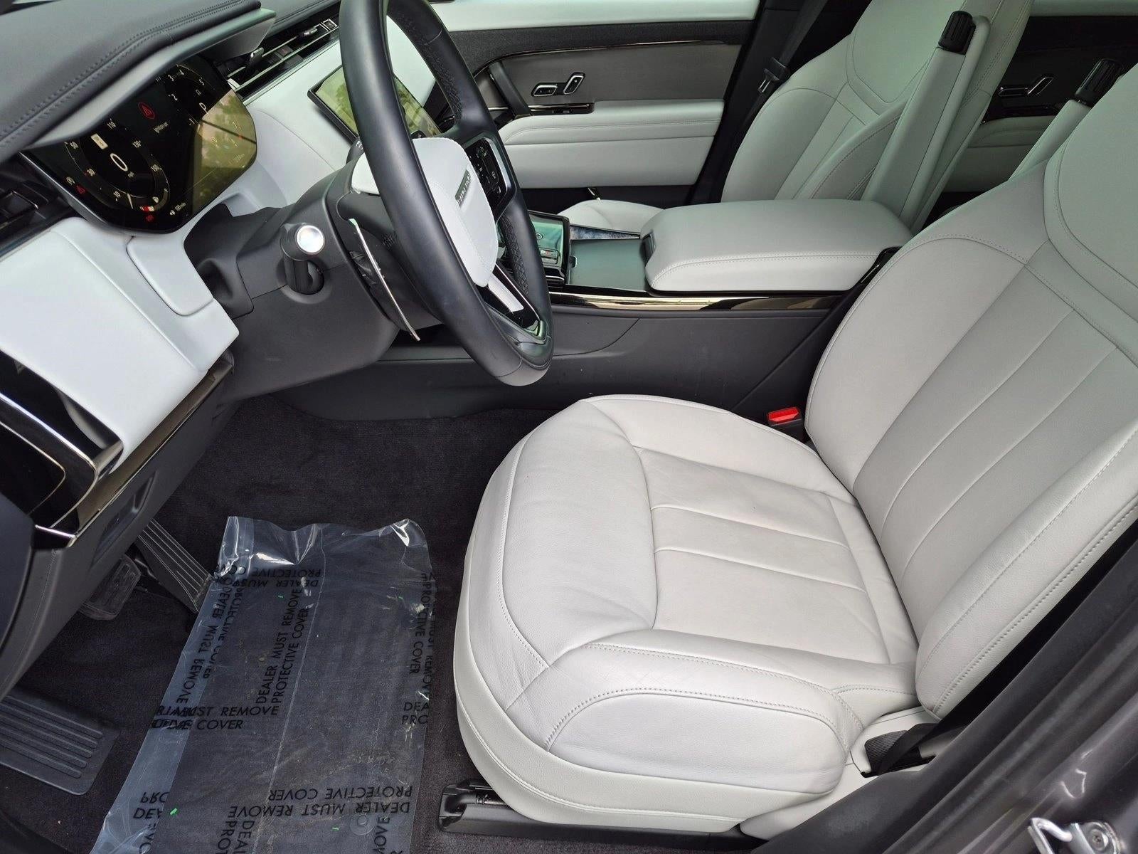 2025 Land Rover Range Rover Sport P360 S