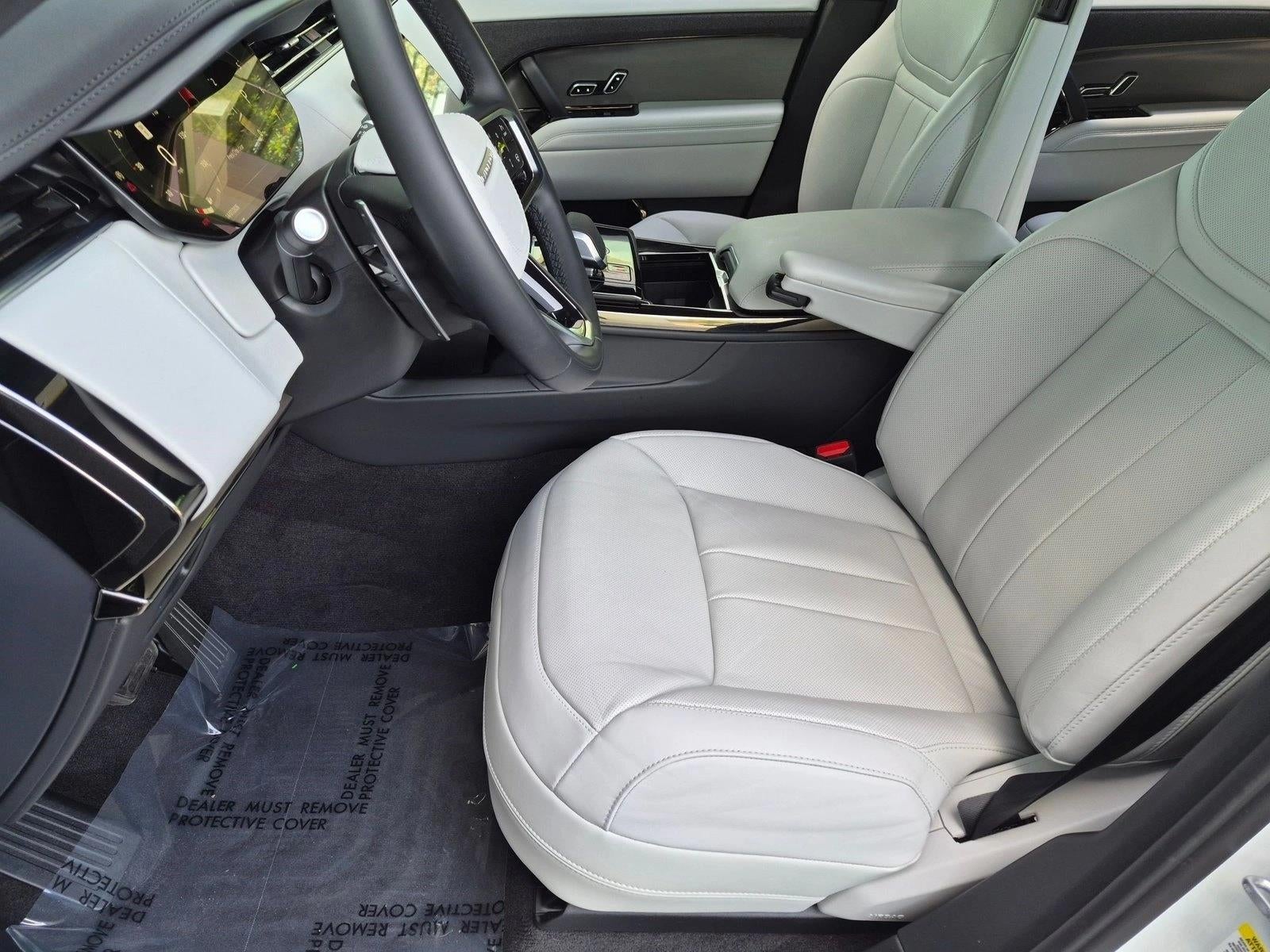 2026 Land Rover Range Rover Sport P360 SE