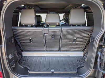 2023 Land Rover Defender 90 X-Dynamic SE AWD