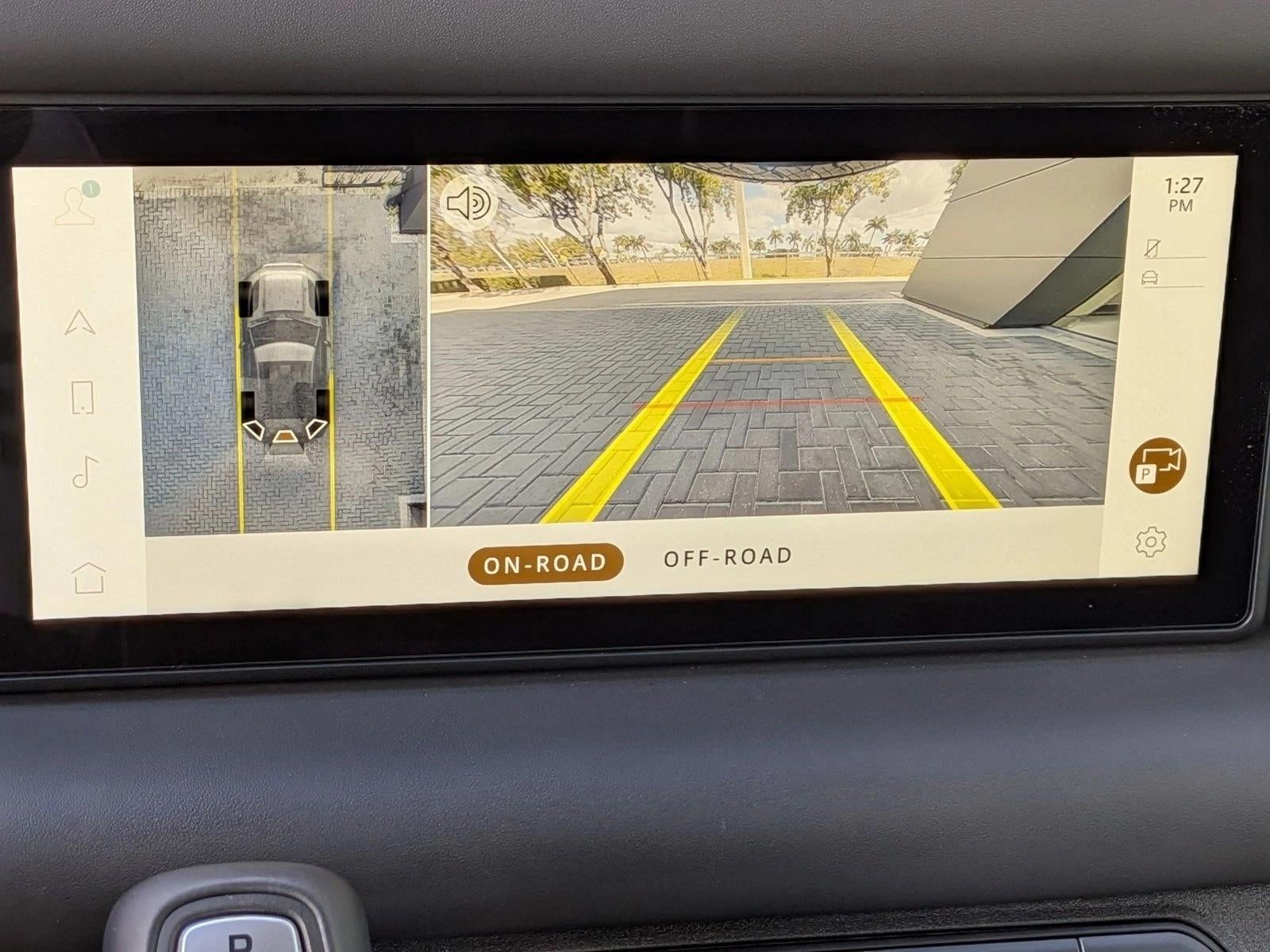 2023 Land Rover Defender 90 X-Dynamic SE AWD