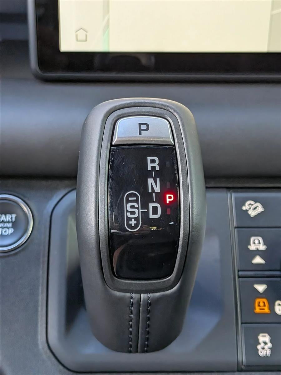 2023 Land Rover Defender 90 X-Dynamic SE AWD