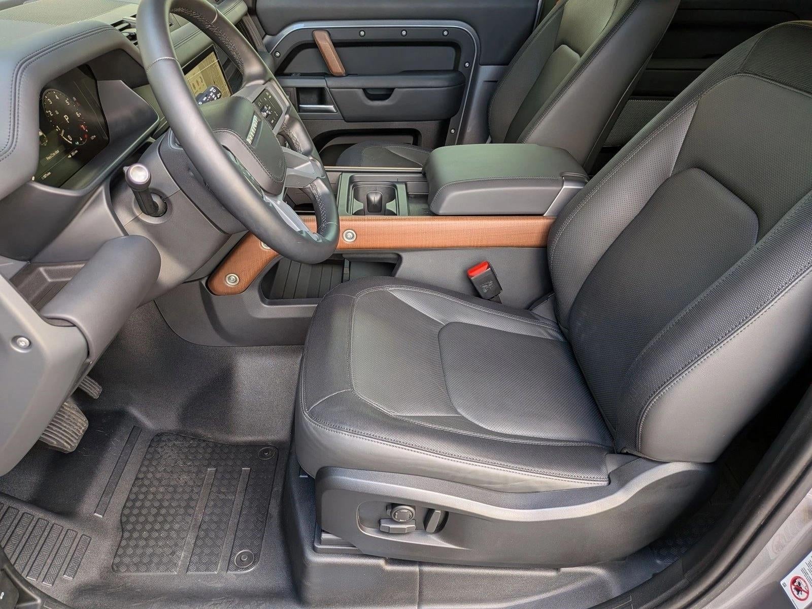 2023 Land Rover Defender 90 X-Dynamic SE AWD