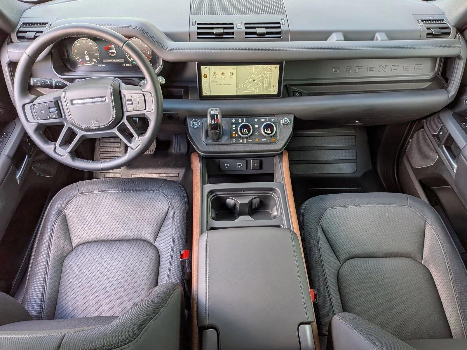 2023 Land Rover Defender 90 X-Dynamic SE AWD