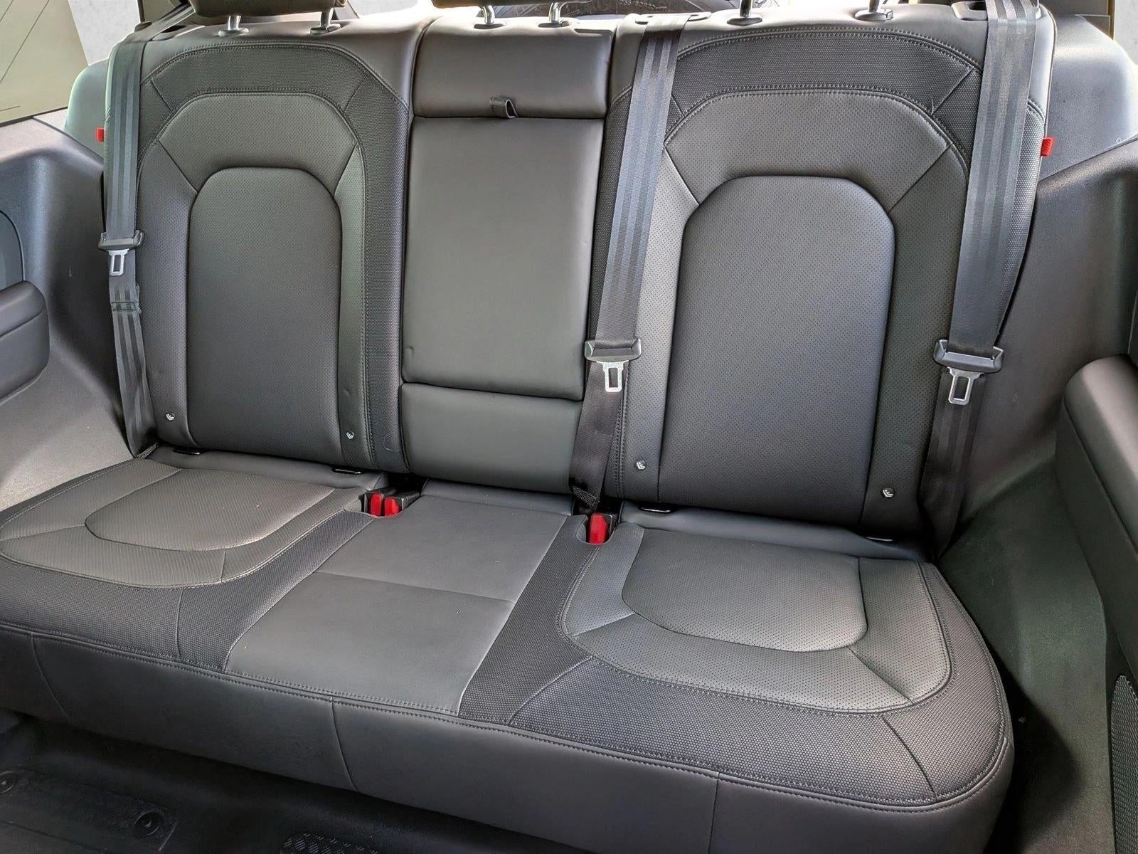 2023 Land Rover Defender 90 X-Dynamic SE AWD