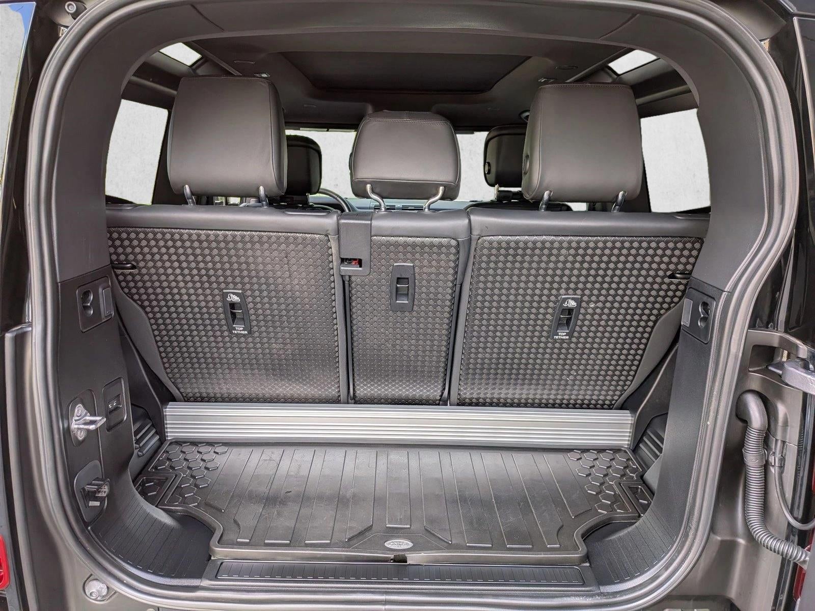 2023 Land Rover Defender 90 X-Dynamic SE AWD