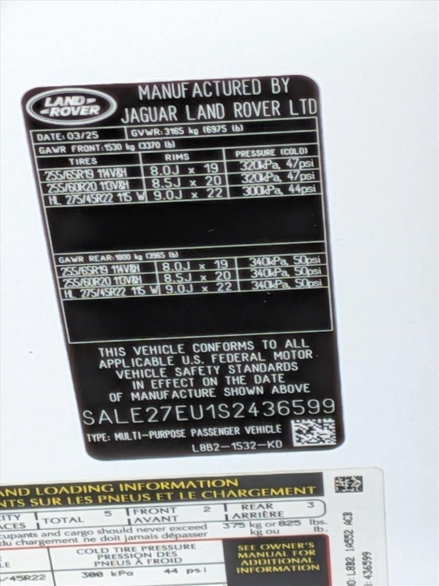 2025 Land Rover Defender 110 P400 X-Dynamic SE