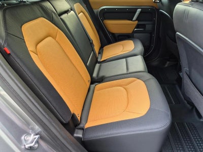 2024 Land Rover Defender 110 P400 X-Dynamic SE