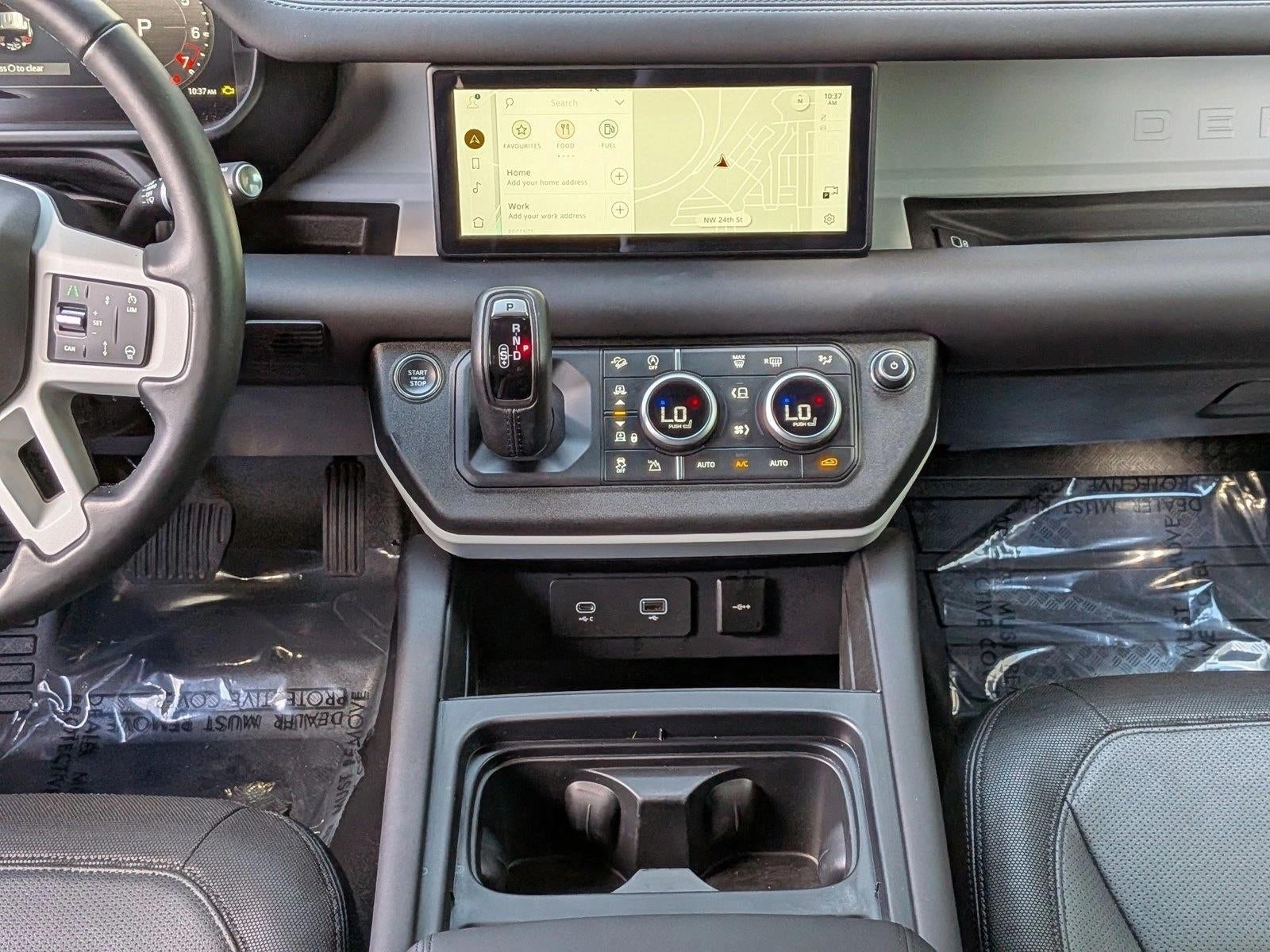 2024 Land Rover Defender 110 P400 X-Dynamic SE