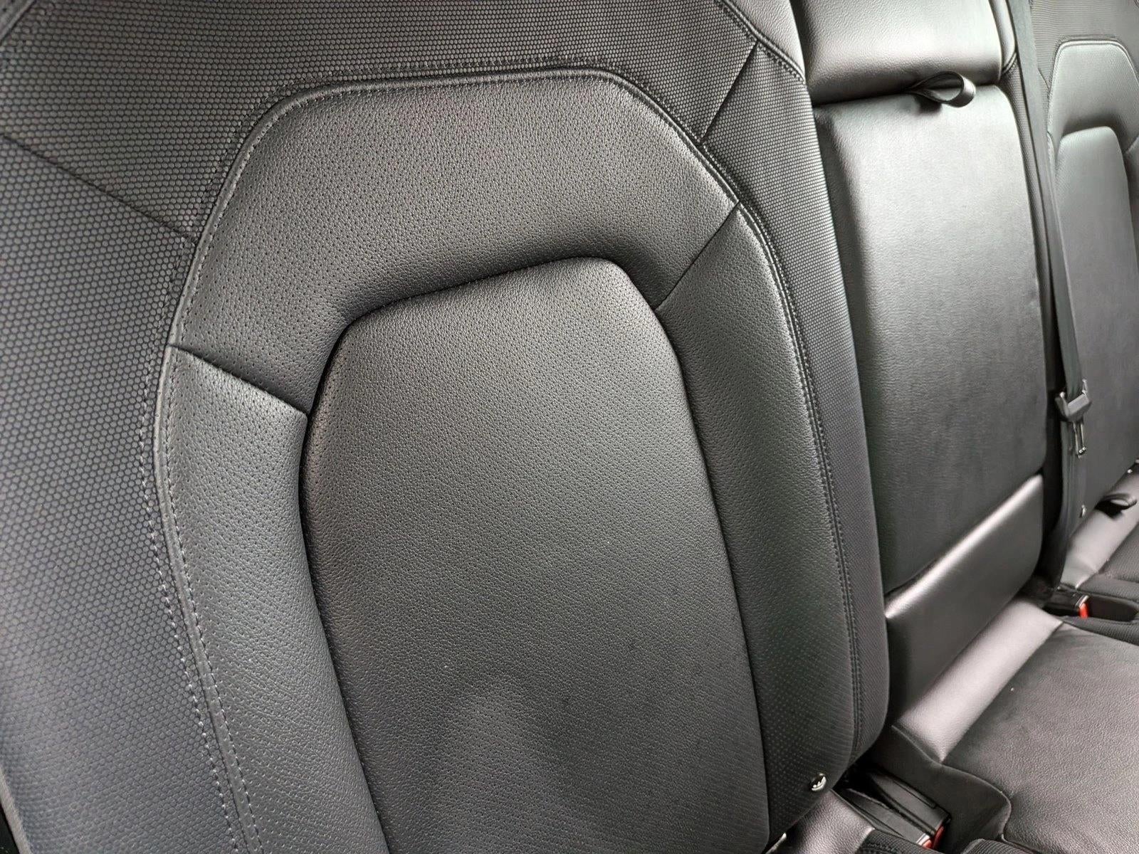 2024 Land Rover Defender 110 P400 X-Dynamic SE