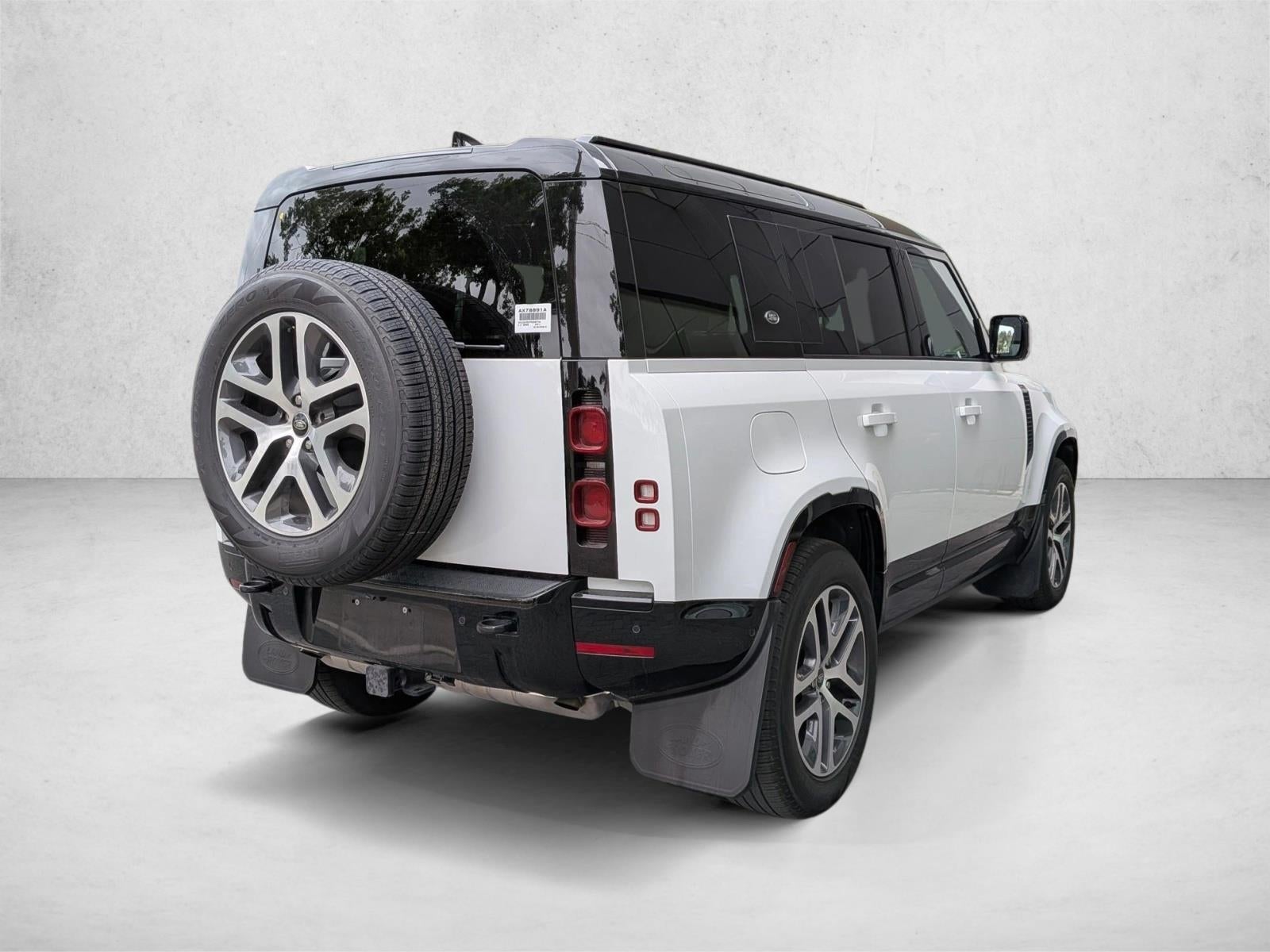 2024 Land Rover Defender 110 P400 X-Dynamic SE