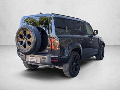 2023 Land Rover Defender 110 X-Dynamic SE AWD