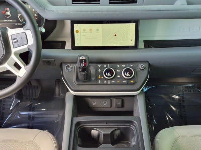 2024 Land Rover Defender 110 P400 S