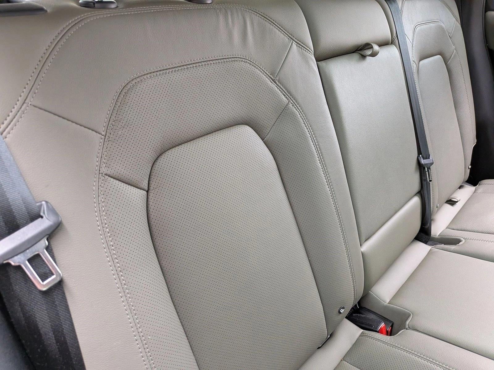 2024 Land Rover Defender 110 P300 S