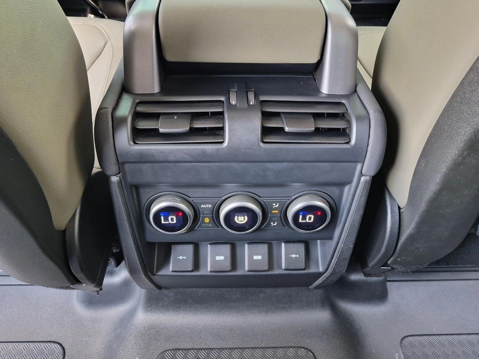2020 Land Rover Defender 110 SE AWD