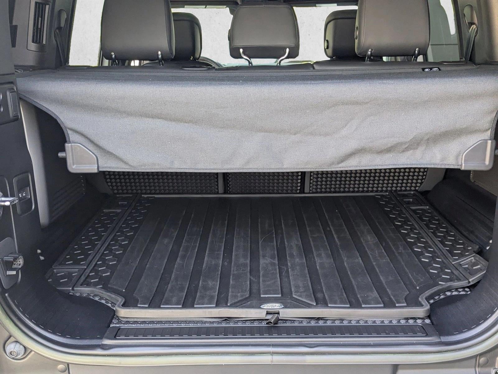 2023 Land Rover Defender 110 V8 AWD