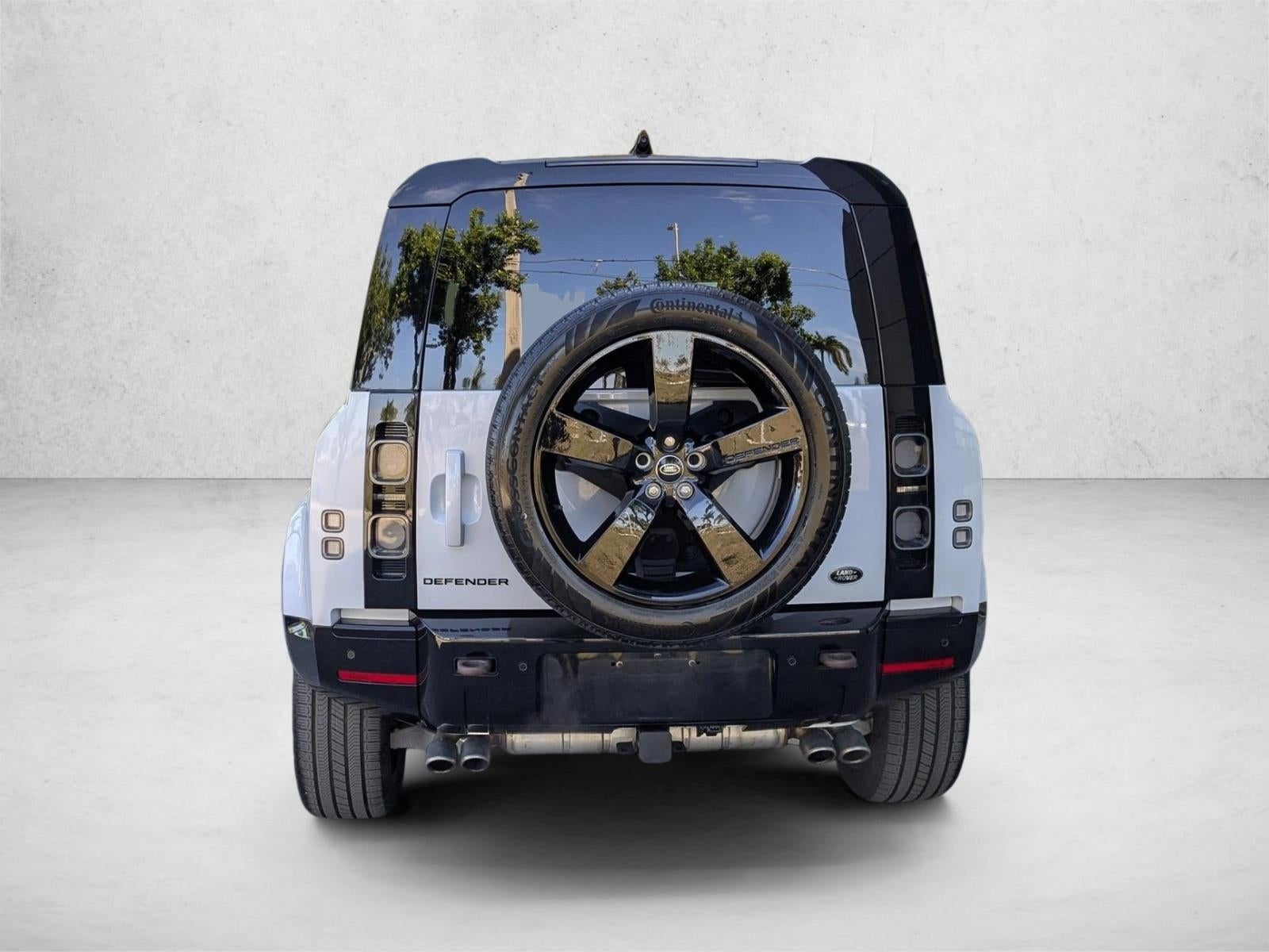 2023 Land Rover Defender 110 V8 AWD