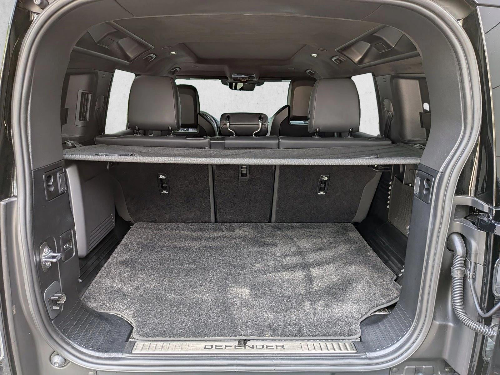 2025 Land Rover Defender 110 P635 OCTA