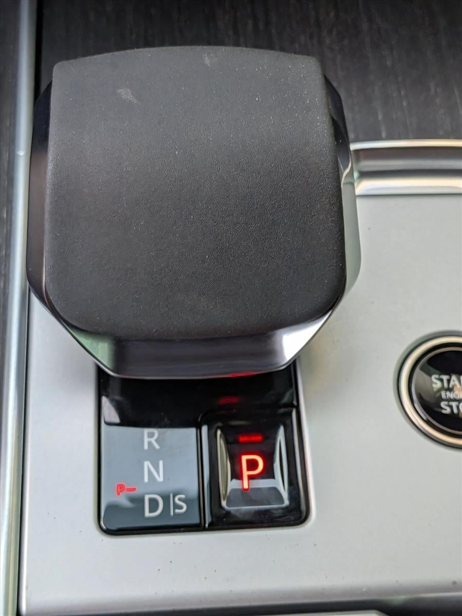 2024 Land Rover Range Rover P550e Autobiography SWB