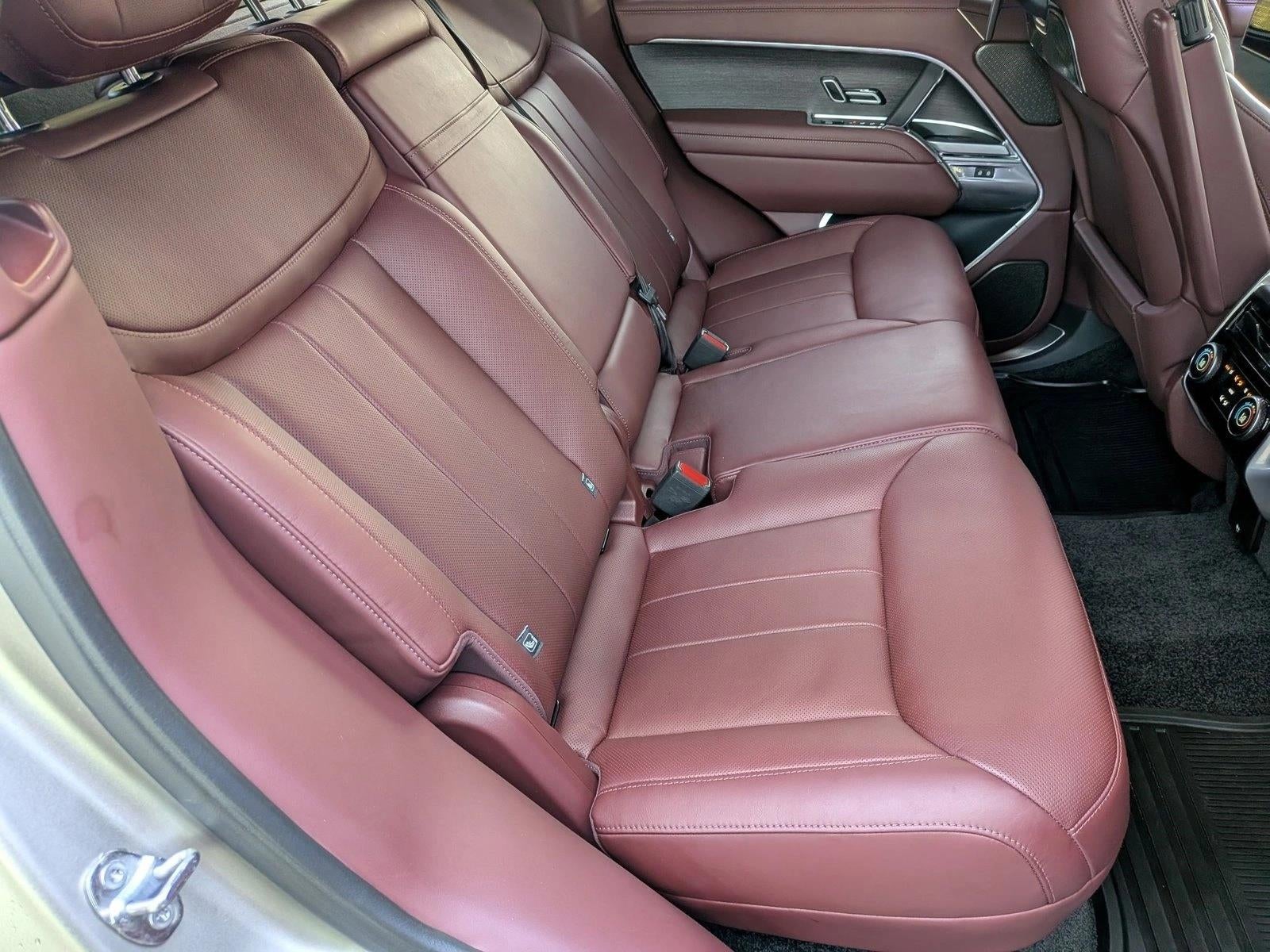 2024 Land Rover Range Rover P550e Autobiography SWB