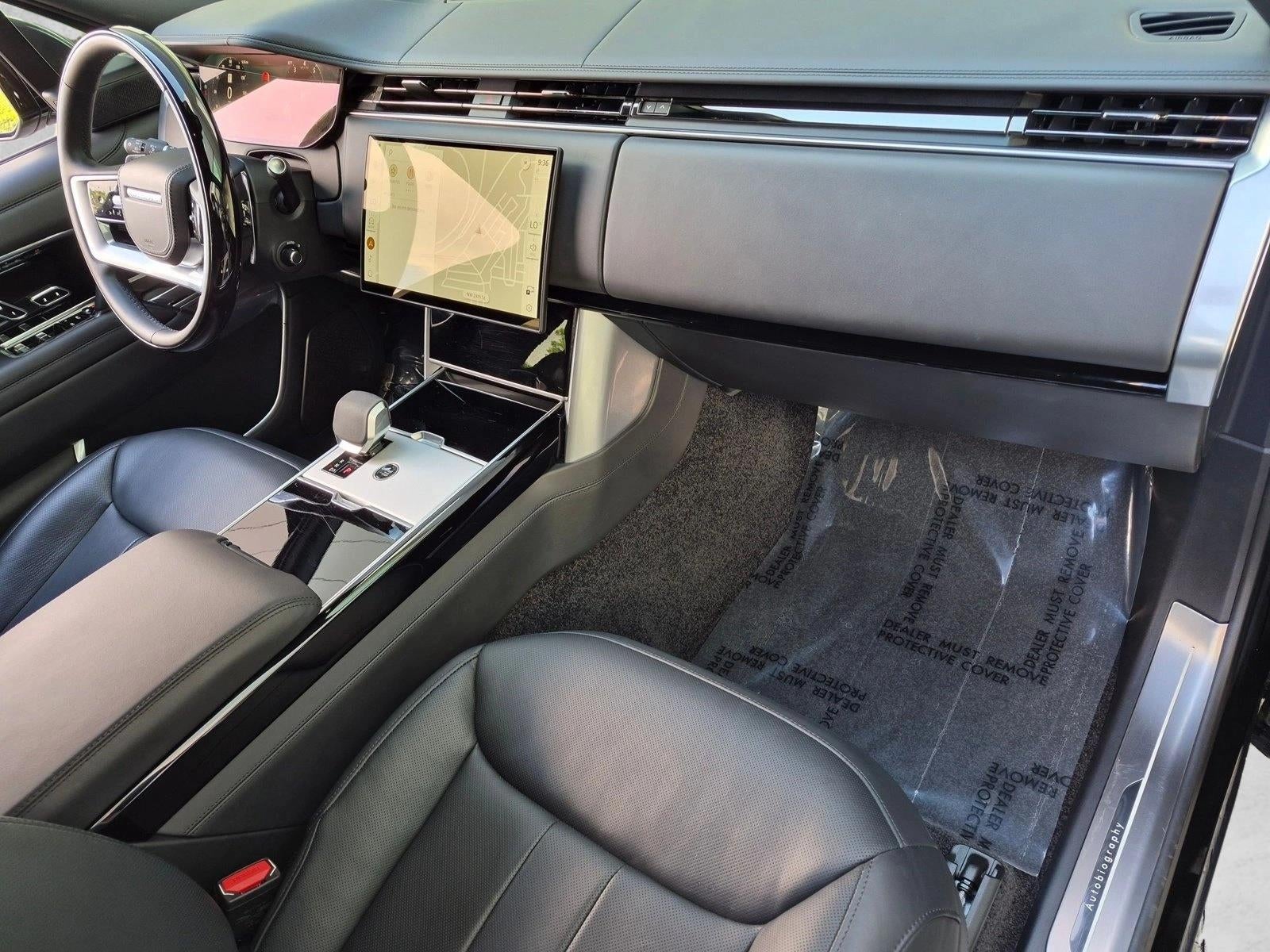 2025 Land Rover Range Rover P530 Autobiography LWB 7 Seat