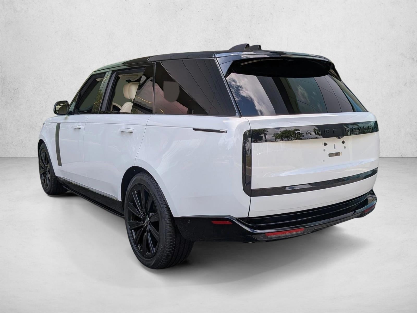 2025 Land Rover Range Rover P530 Autobiography LWB