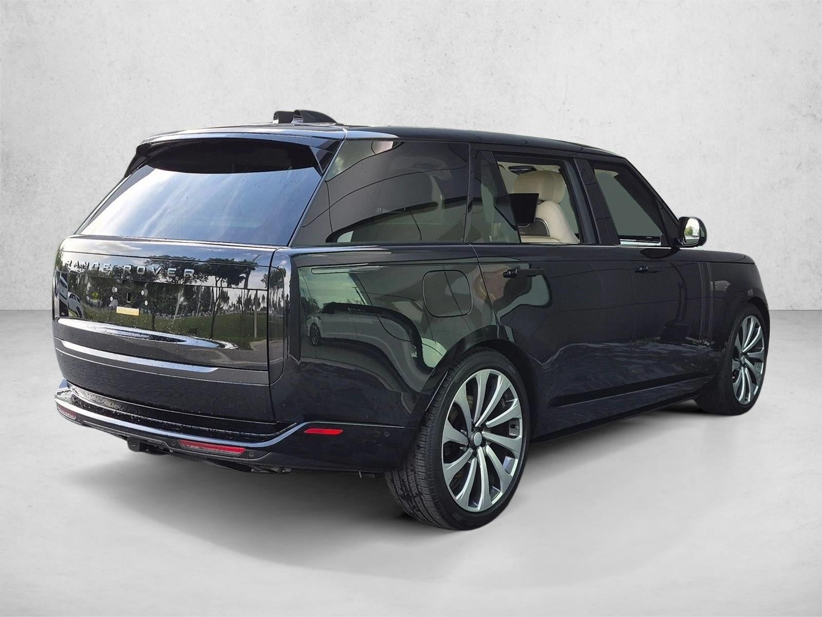2025 Land Rover Range Rover P530 Autobiography LWB