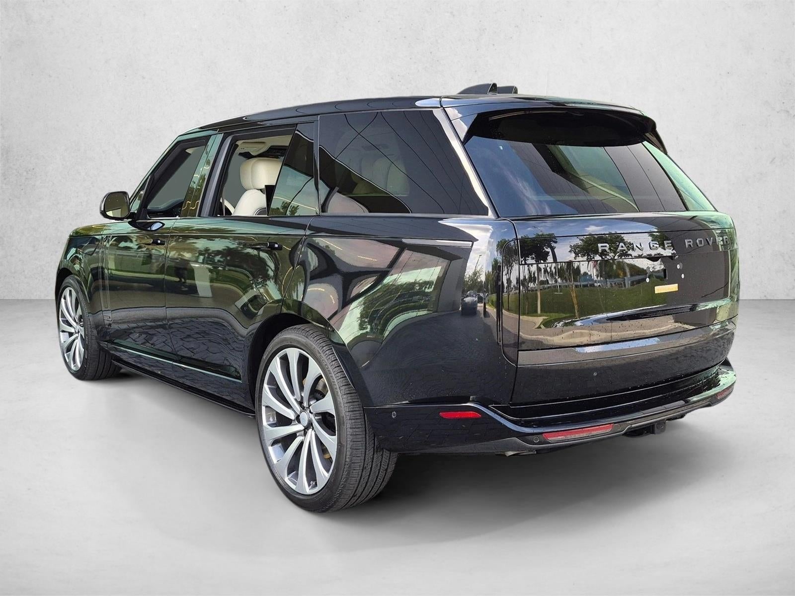 2025 Land Rover Range Rover P530 Autobiography LWB