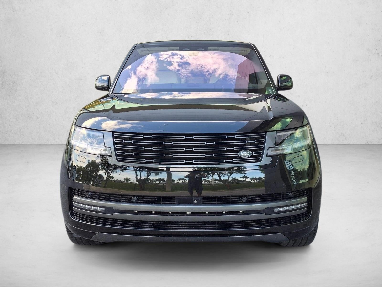 2023 Land Rover Range Rover P530 SE SWB