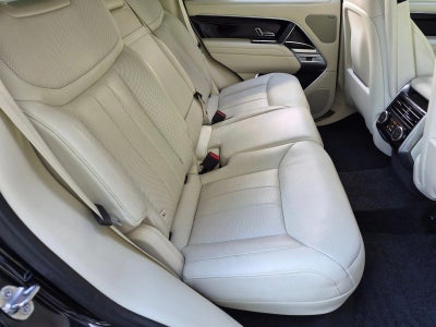 2023 Land Rover Range Rover P530 SE SWB