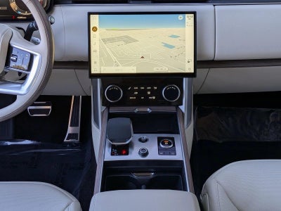 2023 Land Rover Range Rover P530 SE SWB