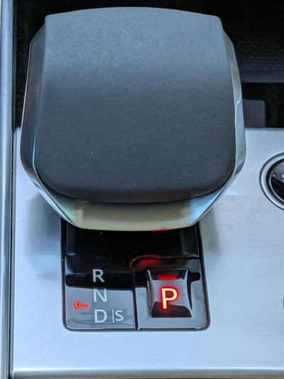 2023 Land Rover Range Rover P530 SE SWB